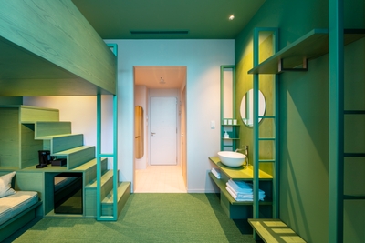 3aYHs2MrAB73ZyYAqPOy.jpg?w=940&h=940