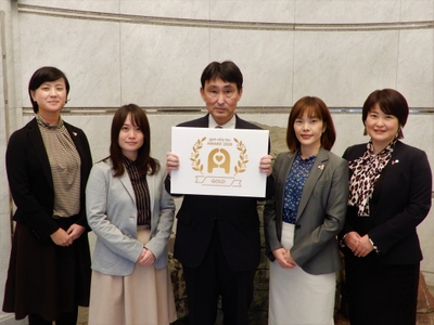 3enIVvznNtQFHxzYHbrP.jpg?w=940&h=940