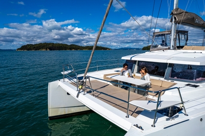 貸切ヨット　カタマラン（クルーズ3時間　1艇/50,000円）