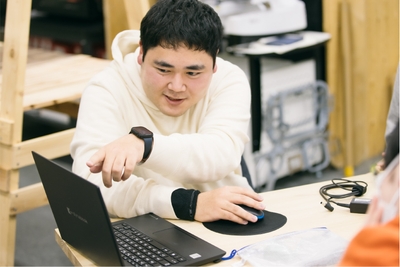 3maEyheAGRP7sHK8RNOM.jpg?w=940&h=940