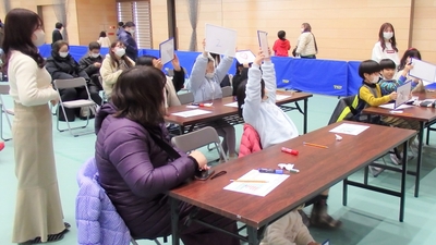 3npgsg0hSbcSdhKxNnD9.jpg?w=940&h=940