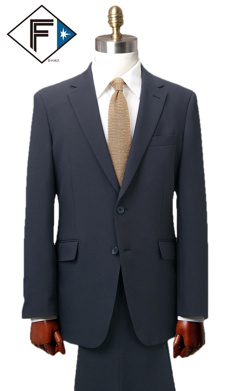 いよいよプロ野球が開幕! セ・パ両リーグ合わせ5球団にオフィシャルスーツを提供 4球団の公式スーツを今シーズンリニューアル ~レプリカモデルを本拠地エリア限定店舗にて発売~