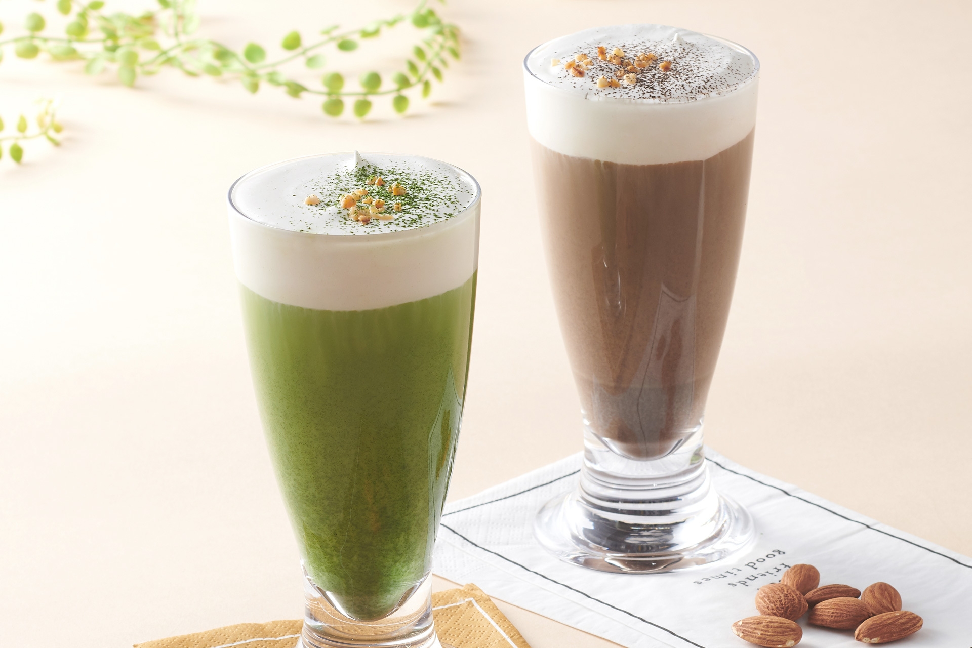 宇治抹茶&宇治ほうじ茶アーモンドミルクラテ