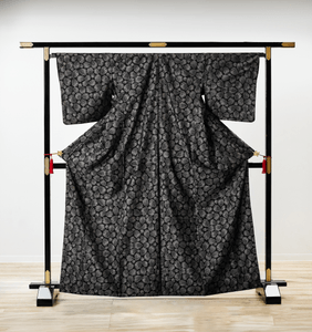 本場奄美大島紬「いちご」