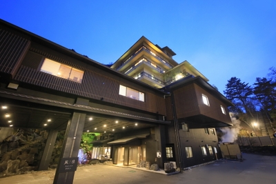 41NuSFEQ6dcpFUDCWjaR.jpg?w=940&h=940