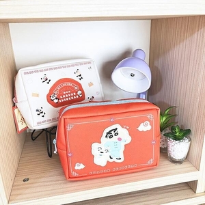 中華しんちゃんポーチ