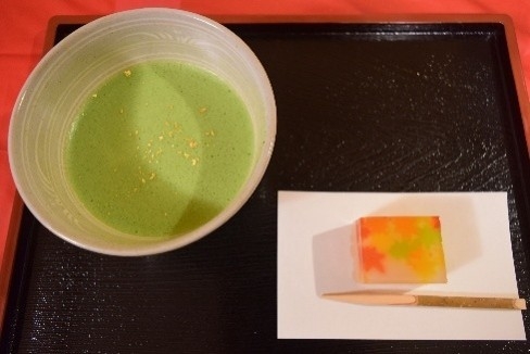 抹茶と和菓子のセット(過去の様子)