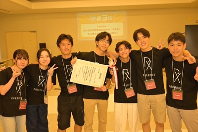 459y8v5W9JCWDH1mZnIE.jpg?w=940&h=940