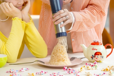 469Jqi6r2jFSfvJ3kF8X.jpg?w=940&h=940