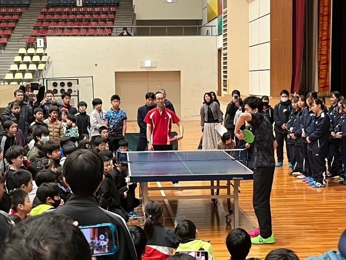 令和6年(2025年)「第1回 KINDAI BIG BLUE 卓球フェスティバル」の様子