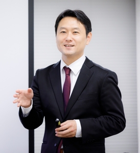 4A37KwUoFVn4lNwHWICg.jpg?w=940&h=940