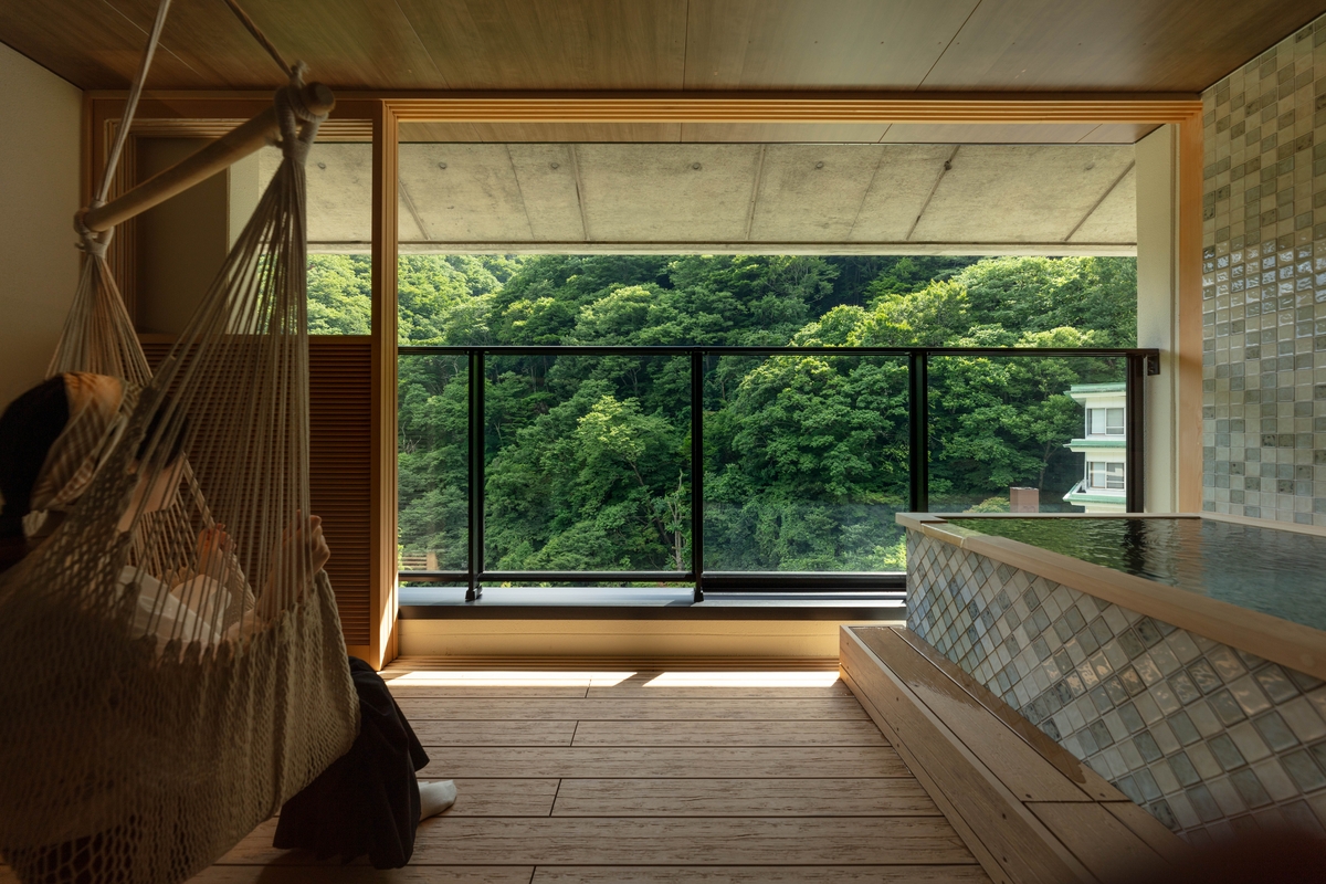 【仙台から40分】最上階にプライベートロウリュサウナ&源泉かけ流し露天温泉付きのスイートルーム!新客室”里山Seyryu”全27室2023年4月28日GRAND OPEN