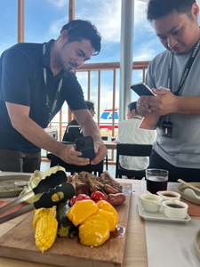 4Fn3z5gBSiQvn1B3zszG.JPG?w=940&h=940