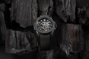 力強さと気品を宿すジャパンスペシャルエディション 「ワイルドワン スケルトン JP 42MM」登場。