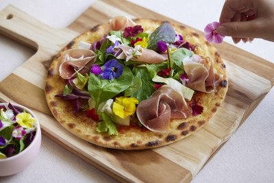 4GIUq961F8KM7i8ULHXo.jpg?w=940&h=940