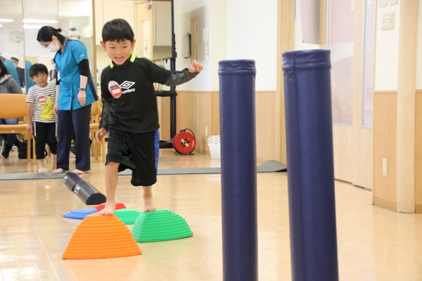 体の専門家が“あそび”を通じて子どもの成長をサポート　11/29(土) 第7回 あそびチャレンジ開催