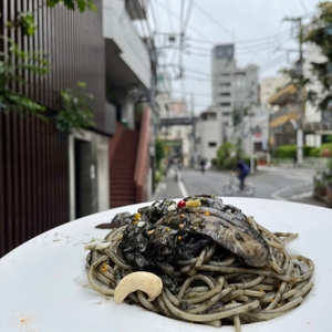 4JcX4ic7bvn2q2Kw1cDY.jpeg?w=940&h=940