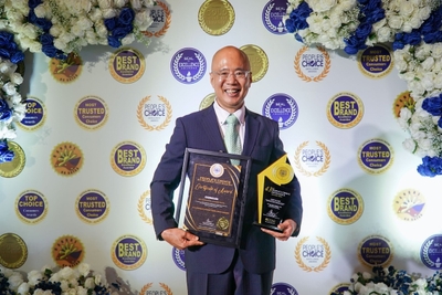   People's Choice Excellence Awards 2025で授賞した際の代表藤岡頼光