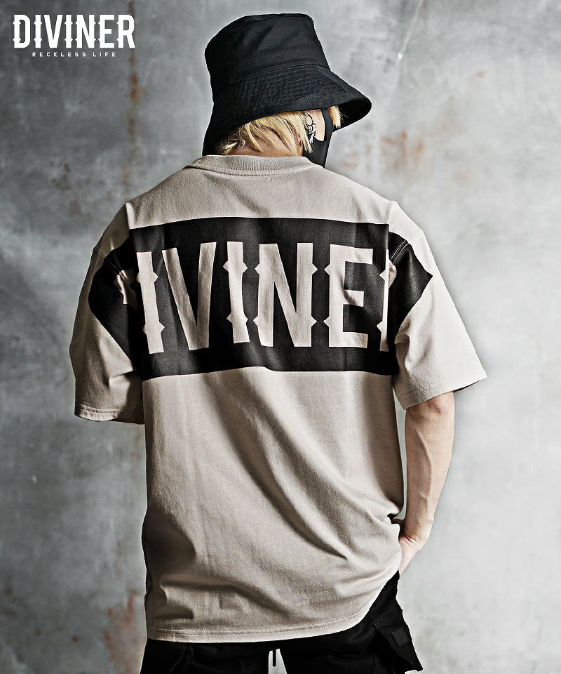 Exaggerate Box Logo TEE(ベージュ)