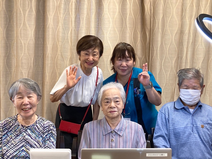 診断を終えて記念撮影