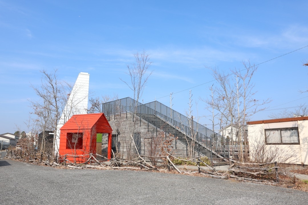 「里山トイレ」/藤本 壮介