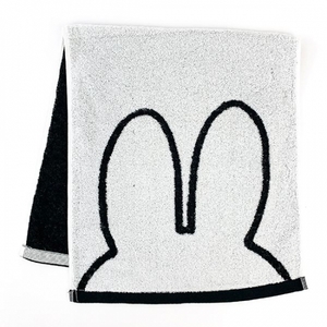 4QsQsryZcF9Zun8Tovre.jpg?w=940&h=940