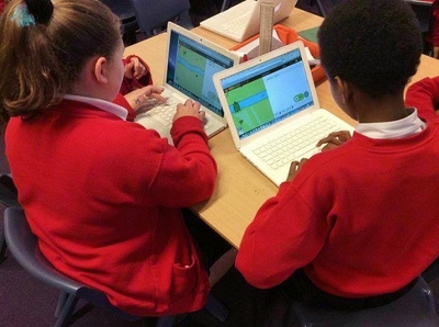 4REfg4BlSBay4TxJHk51.jpg?w=940&h=940