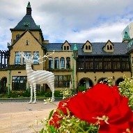 4Umlxb5sa2oXjA2SmQRz.jpg?w=940&h=940