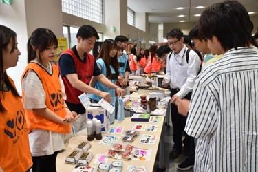 【名城大学】復興支援で経営学部のゼミ生が岩手と富山の物産品をチャリティー販売