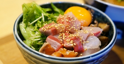 4XHCzxbFyyl57pc9Omlo.jpg?w=940&h=940