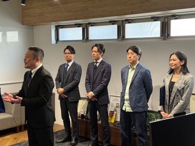 4XioVUBXJcszxuV15SWv.JPG?w=940&h=940