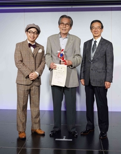 4ggJO0JN5KiNRfUVw4Ip.jpeg?w=940&h=940