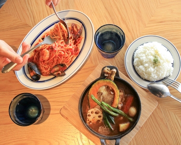 4hEhYGI777tQS1NmCpLv.jpg?w=940&h=940