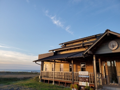 4qpg3OOEljFGgHqXLuGz.jpg?w=940&h=940