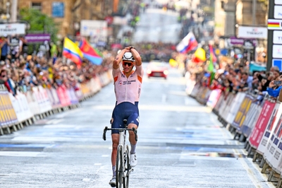 2023年、イギリス・グラスゴーで開催された世界選手権での、マチュー・ファンデルプールによるドラマチックな勝利 Photo: Canyon