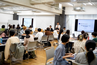 4yYhfdy1wZeEPId74eFx.jpg?w=940&h=940