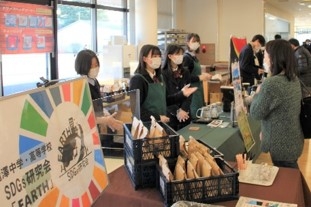 4zKzwVbajJECTOMaAAcN.jpg?w=940&h=940