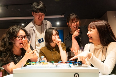 5057xk8pPWbjBIcOBFUB.jpg?w=940&h=940