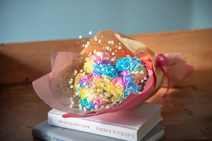 【5/3~5/6届け】レインボーカーネーション花束