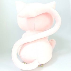 561qvq1JoyCt0v4ReRkd.jpg?w=940&h=940