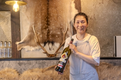 長浜出身、猟師かつソムリエでもある、Palominoのオーナー。ペアリングとともに、臨場感のあるお話を聞くのも楽しい