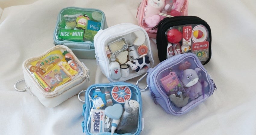 【ガチャ活フリークに朗報！】ただのポーチじゃない！ガチャ詰めできちゃう実用性◎カラビナ付きWファスナーポーチ『GACHA-PO(ガチャぽ)』が新発売！