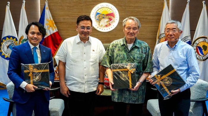 モンテンルパ市のビアゾン市長へ人材提携を打診