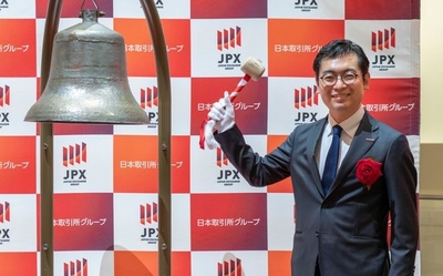 5FuuuV5r0VkeFbkOUNYD.jpg?w=940&h=940