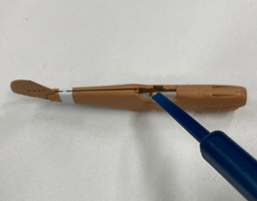 アロンアルフア 光を塗布