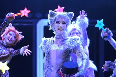 5LQCUhGqHtjS3FZ2xm9T.jpg?w=940&h=940