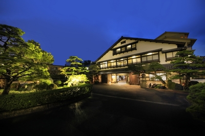 5QNpJTtR3bbOWb18N4iA.jpg?w=940&h=940