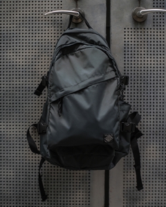 5VG9dFn1FCe3mBbF10R0.jpeg?w=940&h=940