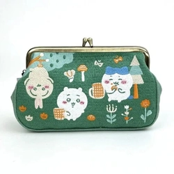 ホットトレンドの畳刺繍。ちいかわはやっぱり見逃せない。もう品薄だけど、、、