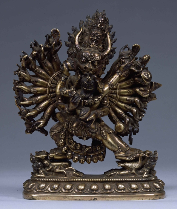 「ヴァジュラバイラヴァ父母仏立像」 中国 清時代・17~18世紀 東ふさ子氏寄贈 東京国立博物館蔵 東洋館12室で展示